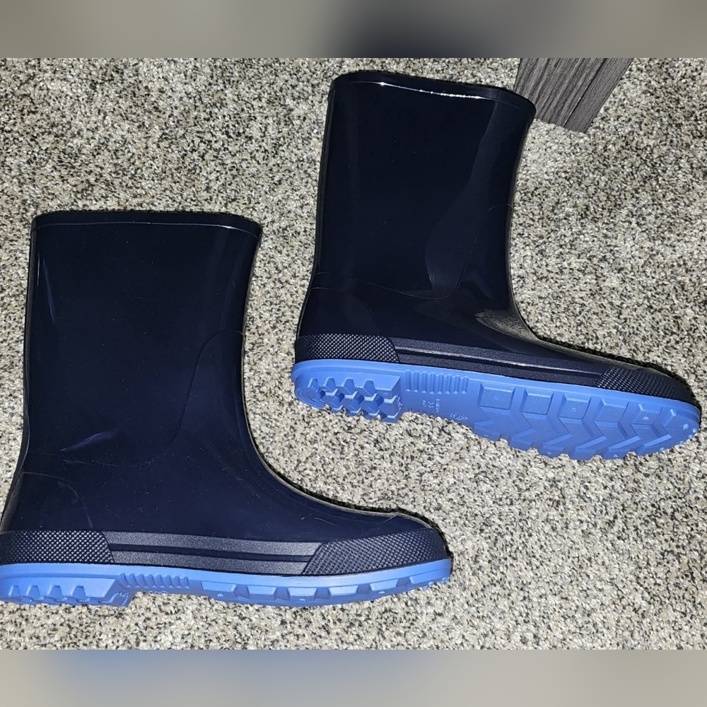 🆕 New Kids 2-3 Rainboots Boys Girls